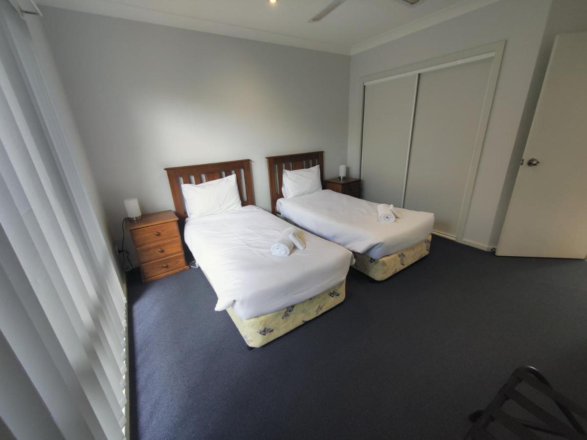 Belvoir Village Motel & Apartments Wodonga Eksteriør billede