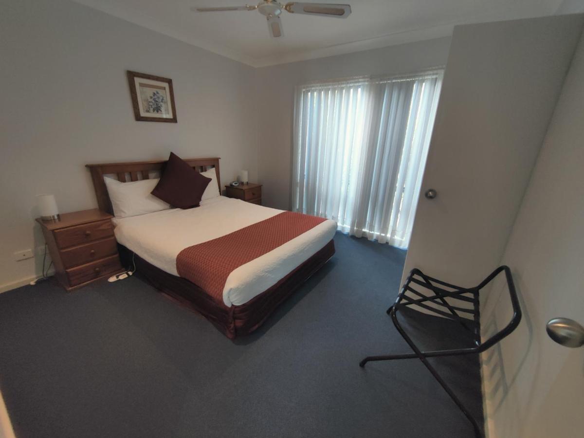Belvoir Village Motel & Apartments Wodonga Eksteriør billede