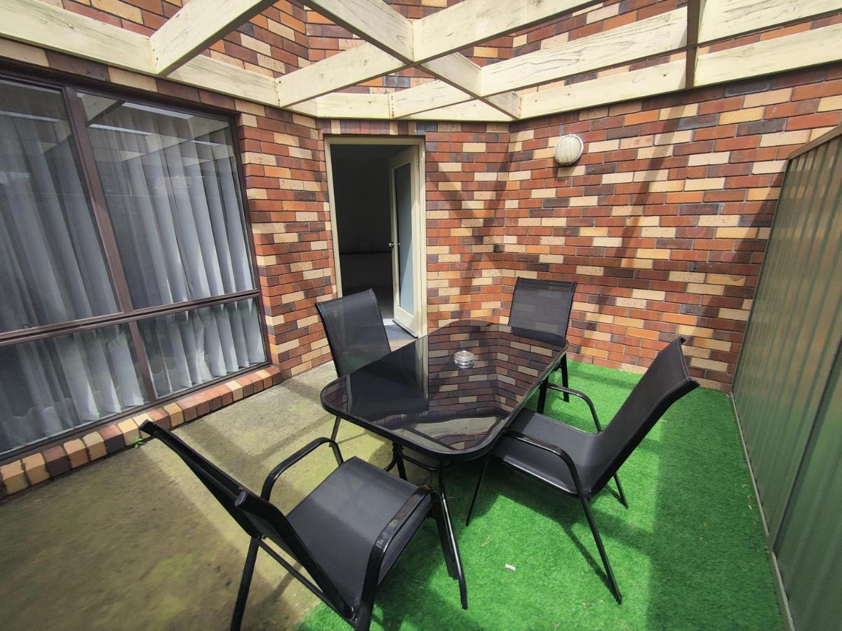 Belvoir Village Motel & Apartments Wodonga Eksteriør billede